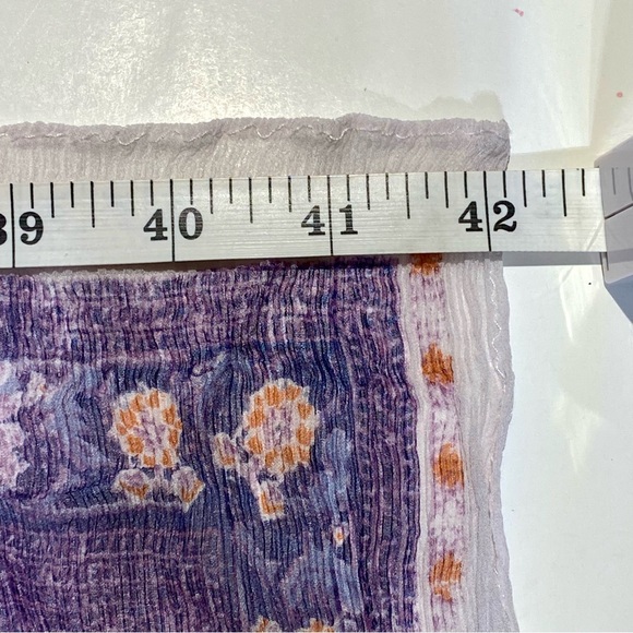 Lucky Brand Women’s Silk Scarf Tapestry Print - Picture 7 of 7